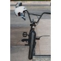 RKD159 REKD Elite 2.0 Helmet Grey Lifestyle 8.jpg